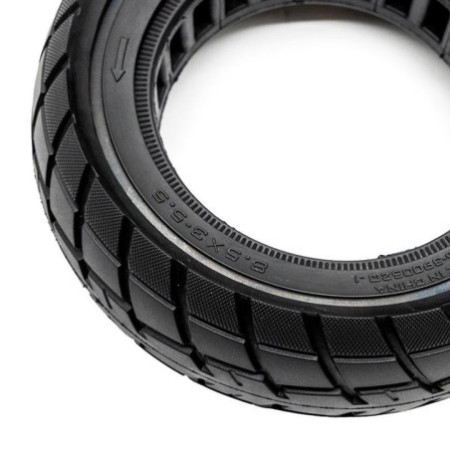 Олекотена солидна офроуд гума за тротинетка 8.5x2